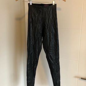 Commando faux leather leggings size s